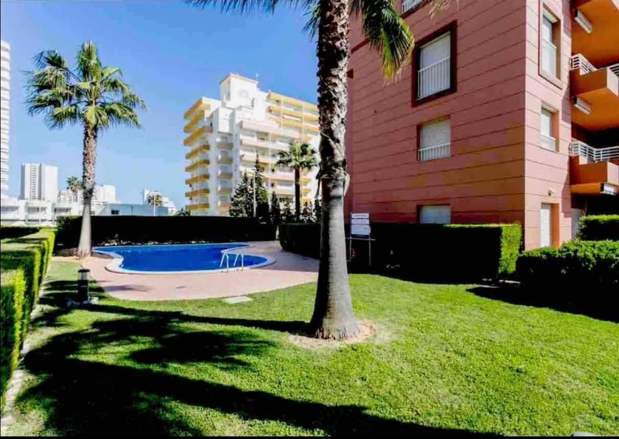 Beach & Sea Apt, Fast Wifi, Airco, Private Parking And Pool Портиман Екстериор снимка