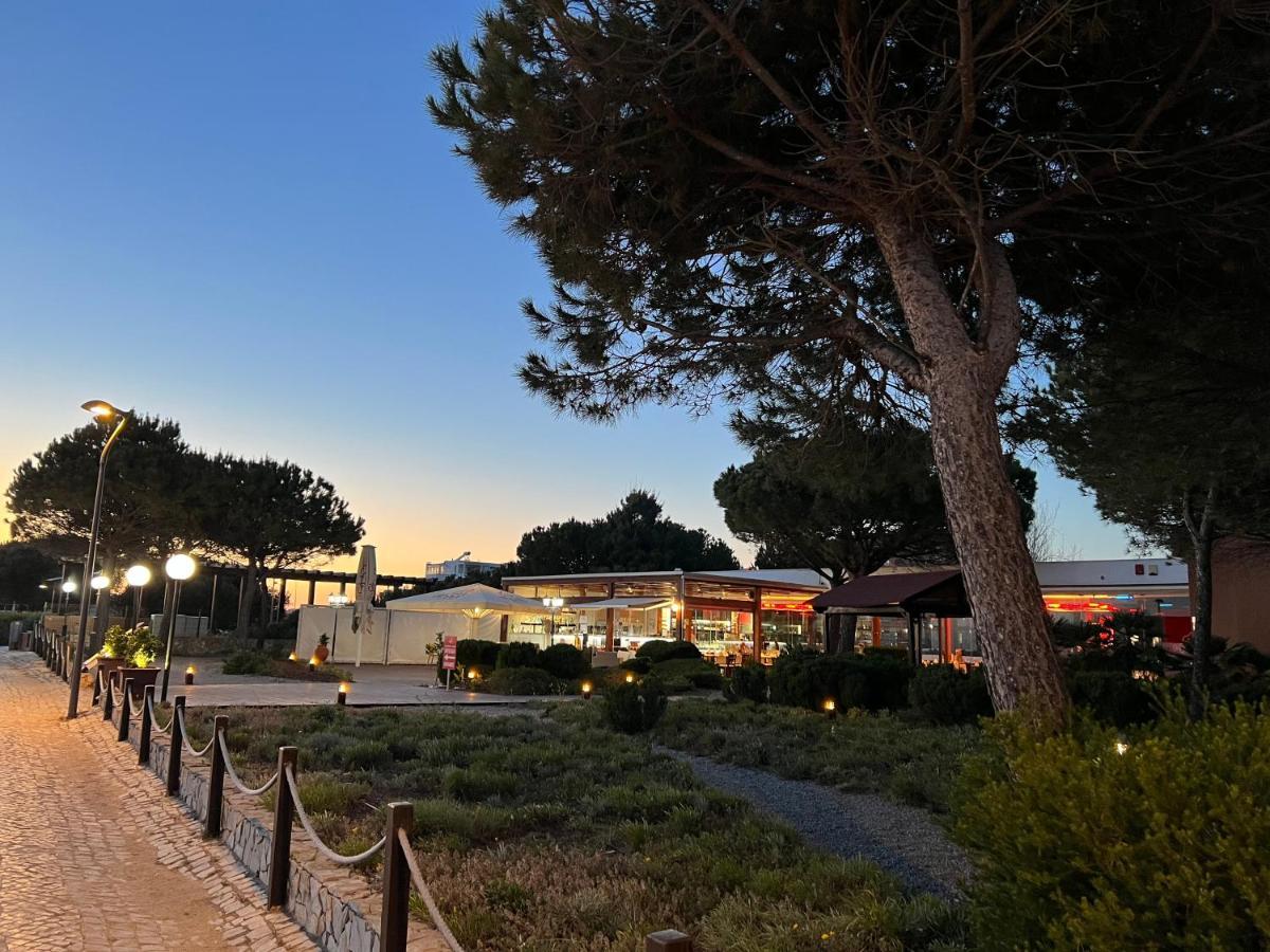 Beach & Sea Apt, Fast Wifi, Airco, Private Parking And Pool Портиман Екстериор снимка