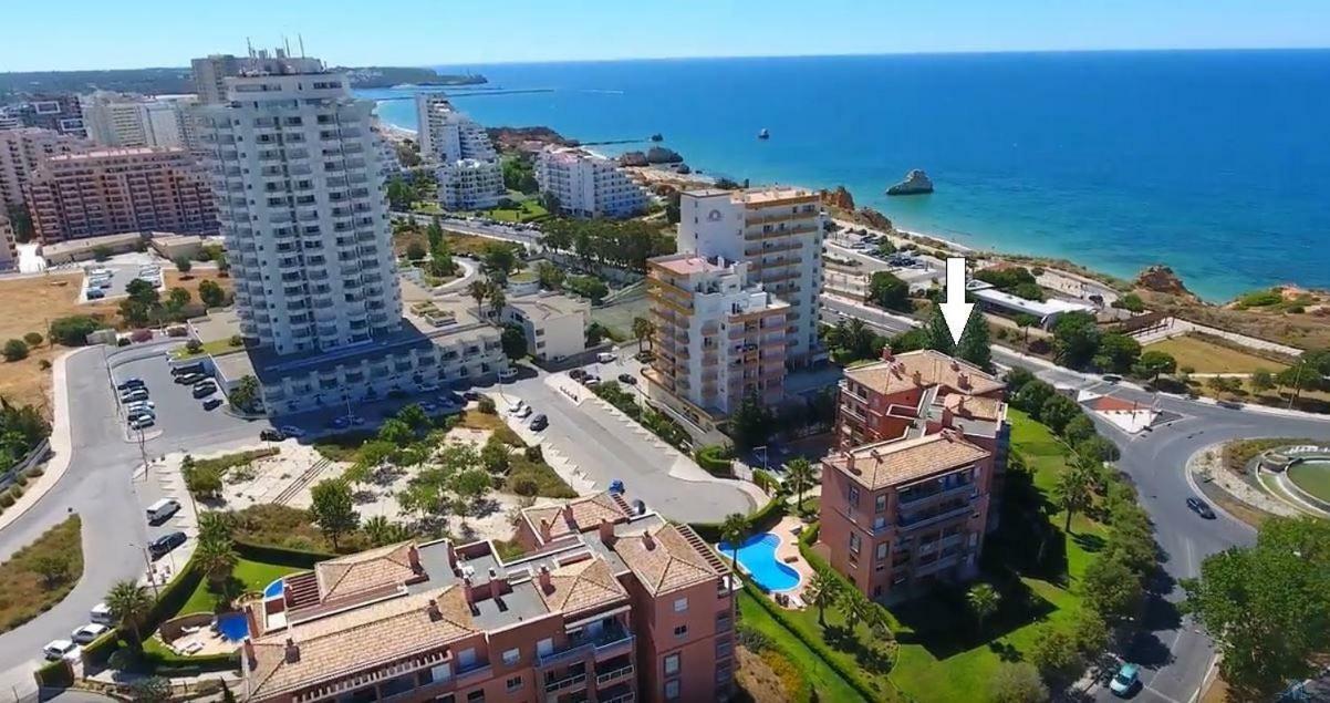 Beach & Sea Apt, Fast Wifi, Airco, Private Parking And Pool Портиман Екстериор снимка